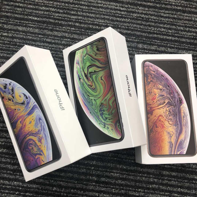 Apple(アップル)のiphone xs max 512gb 最安価格 スマホ/家電/カメラのスマートフォン/携帯電話(スマートフォン本体)の商品写真