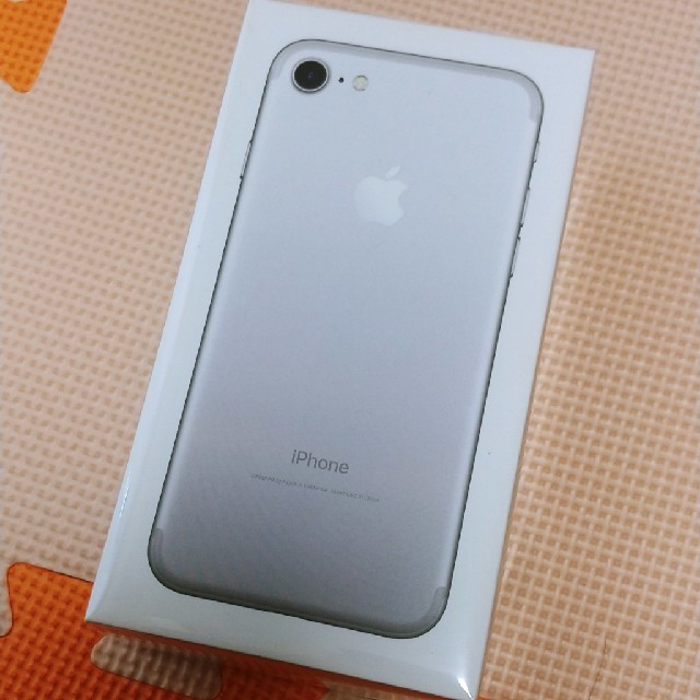 スマートフォン/携帯電話iPhone 7 32GB silver