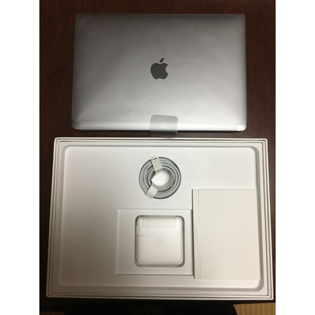 Apple - MacBook pro 2017 ほぼ新品 充電8回の通販 by つり球｜アップルならラクマ 格安大特価