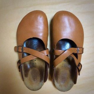 ビルケンシュトック(BIRKENSTOCK)のローリー(サンダル)