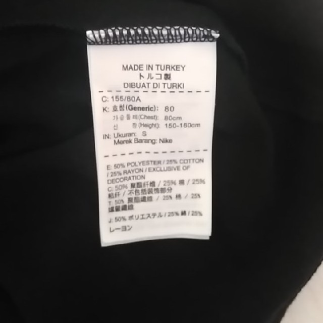 NIKE(ナイキ)のNIKE Tシャツ レディースのトップス(Tシャツ(半袖/袖なし))の商品写真