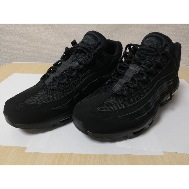 NIKE(ナイキ)のAirmax95 トリプルブラック 28cm エアマックス メンズの靴/シューズ(スニーカー)の商品写真