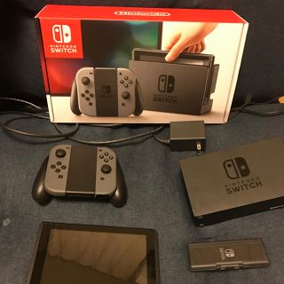 ニンテンドースイッチ(Nintendo Switch)の任天堂スイッチ 本体 美品(家庭用ゲーム機本体)