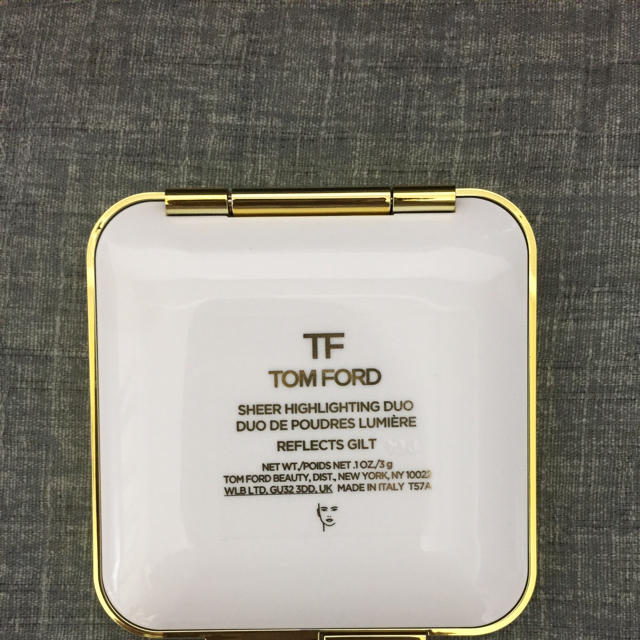 TOM FORD(トムフォード)の専用です！TOM FORD シアー ハイライティング デュオ コスメ/美容のベースメイク/化粧品(チーク)の商品写真