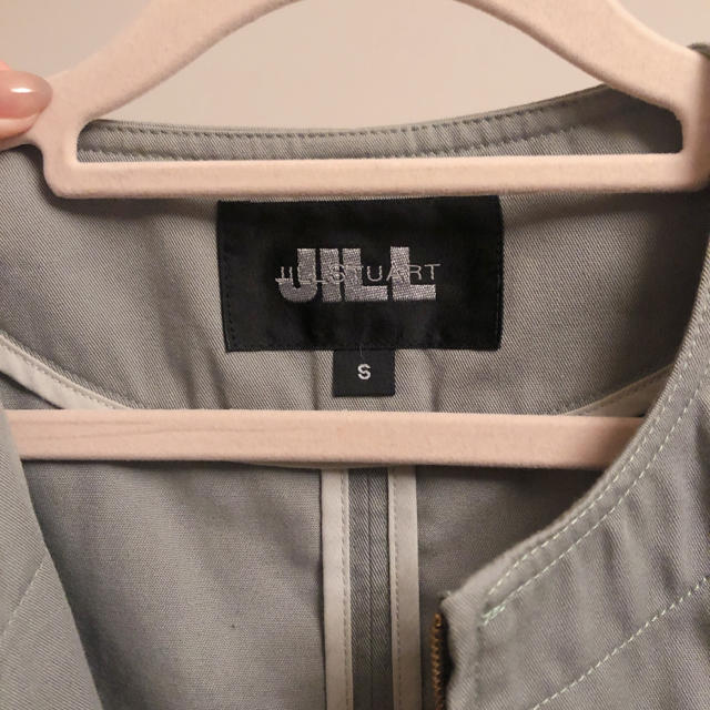 JILLSTUART(ジルスチュアート)のJILLSTUART ♡ カーキジャケット レディースのジャケット/アウター(ノーカラージャケット)の商品写真