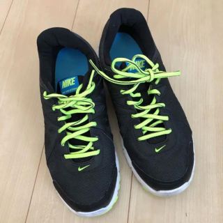 NIKE - ナイキ スニーカーの通販｜ラクマ