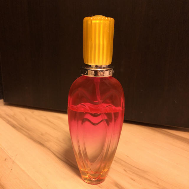ESCADA(エスカーダ)のエスカーダ 香水 50ml コスメ/美容の香水(香水(女性用))の商品写真