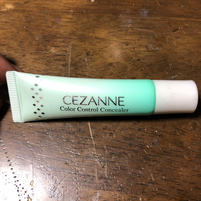 CEZANNE（セザンヌ化粧品）(セザンヌケショウヒン)のセザンヌ 赤み補正コンシーラー コスメ/美容のベースメイク/化粧品(コンシーラー)の商品写真