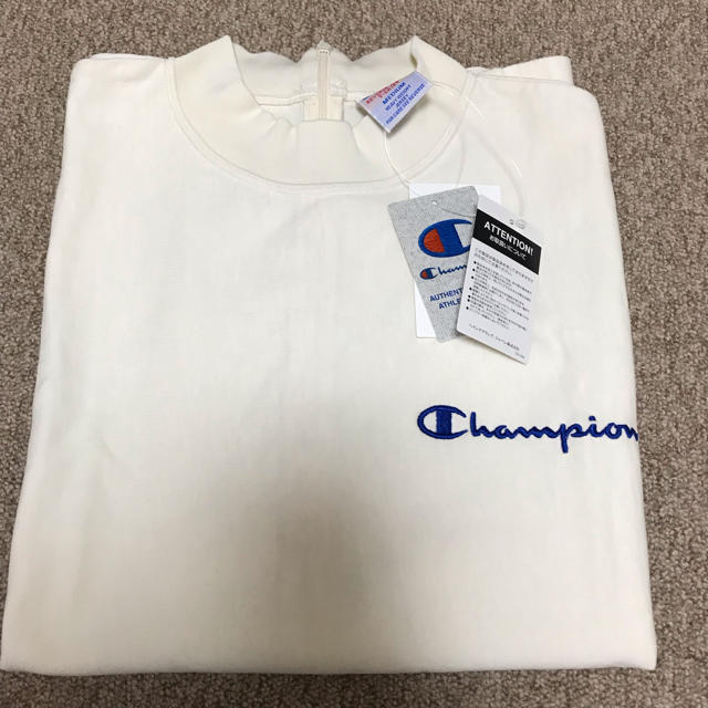 Champion(チャンピオン)のチャンピオン 白Tシャツ レディースのトップス(Tシャツ(半袖/袖なし))の商品写真