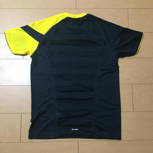 adidas(アディダス)のadidas Tシャツ スポーツ/アウトドアのランニング(ウェア)の商品写真