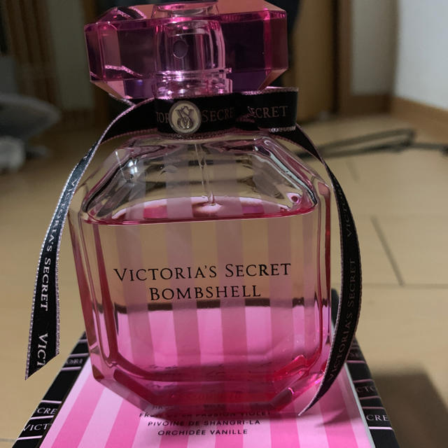 Victoria's Secret(ヴィクトリアズシークレット)のなお様専用！！ コスメ/美容の香水(香水(女性用))の商品写真