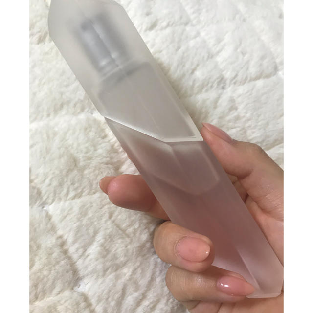 Kylie Cosmetics(カイリーコスメティックス)の日本未発売【KKW fragrance】キムカーダシアン 香水 コスメ/美容の香水(香水(女性用))の商品写真