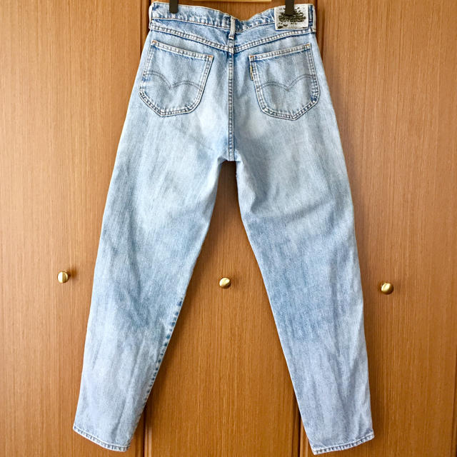 DEUXIEME CLASSE(ドゥーズィエムクラス)の希少 90’sLevi's 637 BIGE ハイライズ テーパードデニムパンツ レディースのパンツ(デニム/ジーンズ)の商品写真