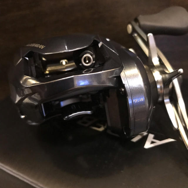 SHIMANO(シマノ)のシマノ 18 アルデバラン MGL 31HG 左 新品未使用 スポーツ/アウトドアのフィッシング(リール)の商品写真