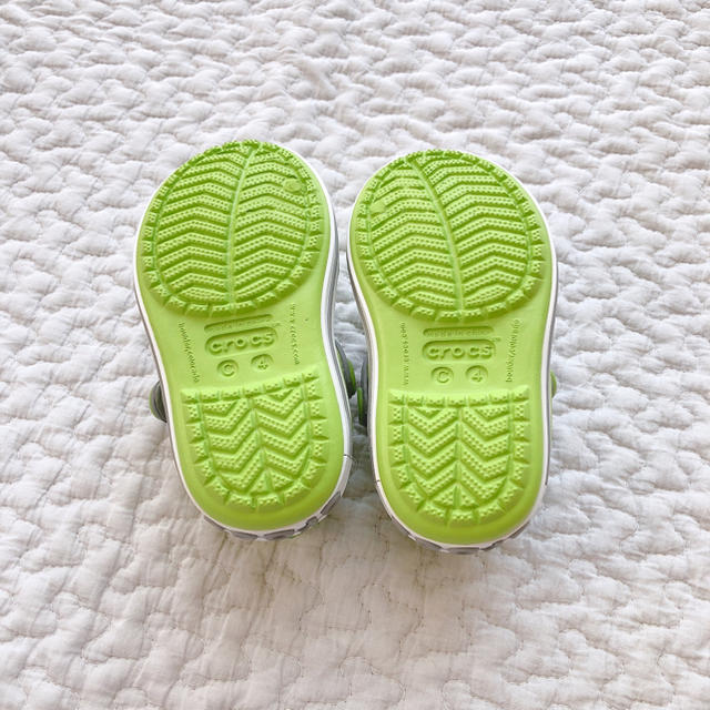 crocs(クロックス)の新品！クロックス サンダル ベビー 12cm キッズ/ベビー/マタニティのベビー靴/シューズ(~14cm)(サンダル)の商品写真