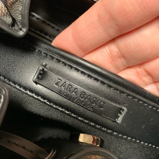 ZARA(ザラ)のZARA  ショルダーバッグ レディースのバッグ(ショルダーバッグ)の商品写真