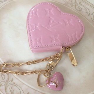 ルイヴィトン(LOUIS VUITTON)の未使用♡ヴィトン♡ハート型コインケース(コインケース)