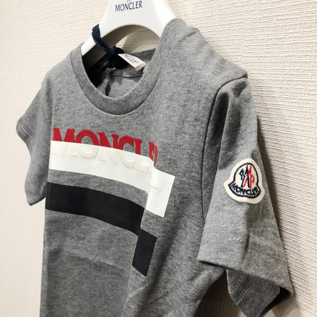 MONCLER - 日本未発売【モンクレールキッズ】Tシャツ (5A)の通販 by 𝐒𝐍𝐄｜モンクレールならラクマ