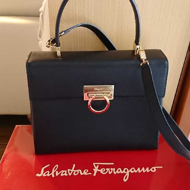 Salvatore Ferragamo フェラガモ ガンチーニ ハンドバッグ