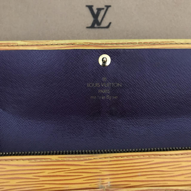 LOUIS VUITTON(ルイヴィトン)のLOUIS VUITTON 長財布 レディースのファッション小物(財布)の商品写真