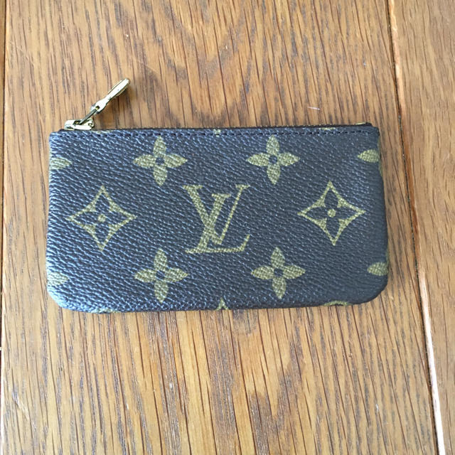 LOUIS VUITTON(ルイヴィトン)の小銭入れ メンズのファッション小物(コインケース/小銭入れ)の商品写真