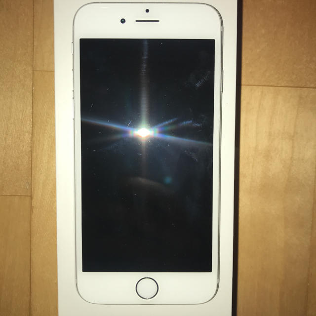 iPhone 6 Silver 64GB au