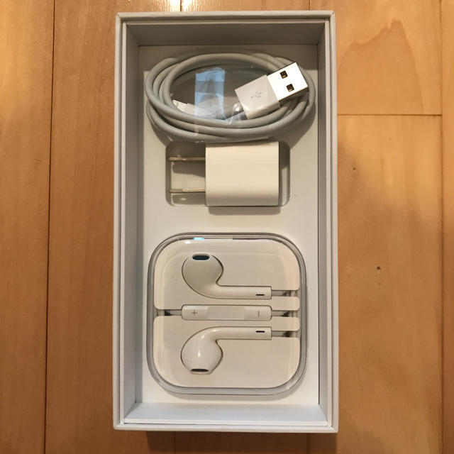 iPhone 6 Silver 64GB au 2