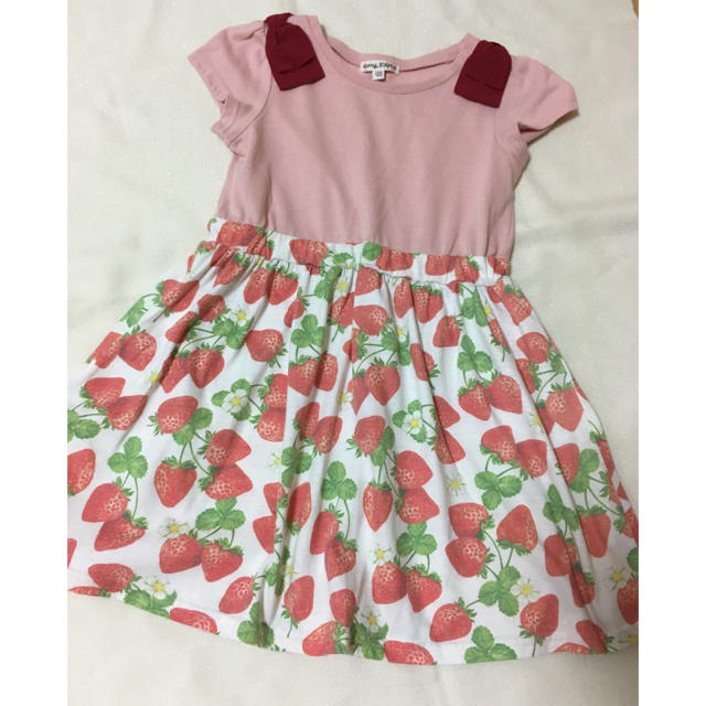 anyFAM(エニィファム)のワンピース120サイズ キッズ/ベビー/マタニティのキッズ服女の子用(90cm~)(ワンピース)の商品写真