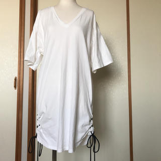 スライ(SLY)のSLY サイド編み上げBIGTシャツ(Tシャツ(半袖/袖なし))