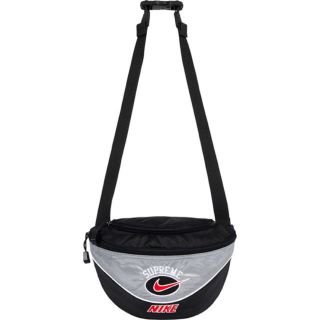 シュプリーム(Supreme)のSupreme Nike Shoulder Bag silver(ショルダーバッグ)