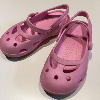 クロス(CROSS)のcrocsクロックスサンダル17.5㎝ピンクキッズ海川キャンプ水遊びC10(サンダル)