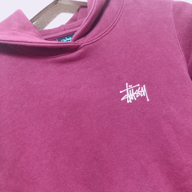 STUSSY(ステューシー)の【専用】STUSSY ステューシー パーカー レディースのトップス(パーカー)の商品写真