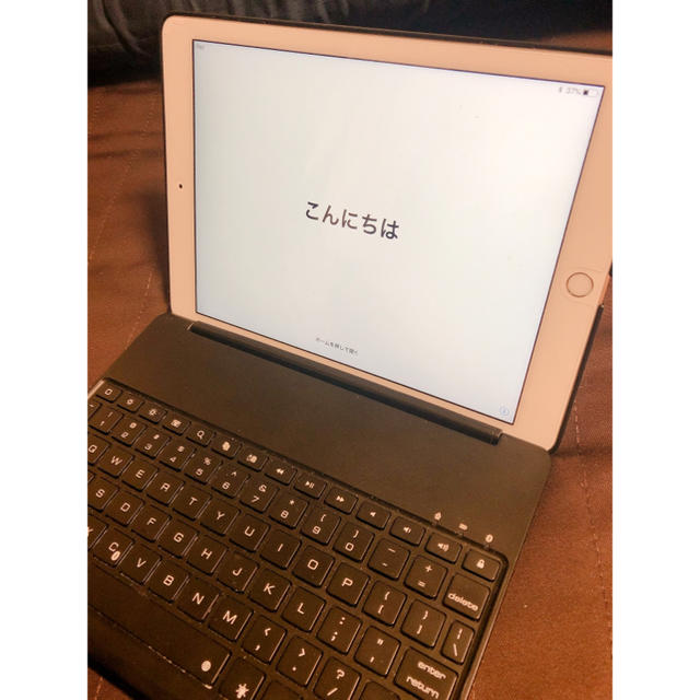 iPad 9.7 128GB キーボード付き！