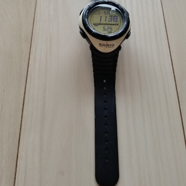 SUUNTO(スント)のSuunto Vector メンズの時計(腕時計(デジタル))の商品写真