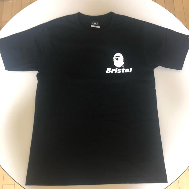 F.C.R.B.(エフシーアールビー)の【BAPE x FCRB BACK EMBLEM TEE Sサイズ】  メンズのトップス(Tシャツ/カットソー(半袖/袖なし))の商品写真