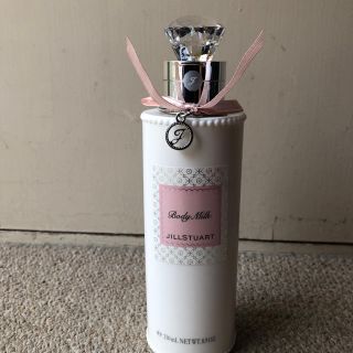 ジルバイジルスチュアート(JILL by JILLSTUART)のジルスチュアート リラックスボディミルク 280mL(ボディローション/ミルク)