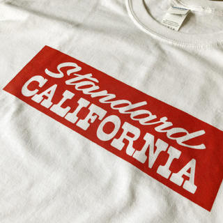 スタンダードカリフォルニア(STANDARD CALIFORNIA)のGreenroom Fes 限定 スタンダードカリフォルニア Tシャツ(Tシャツ/カットソー(半袖/袖なし))