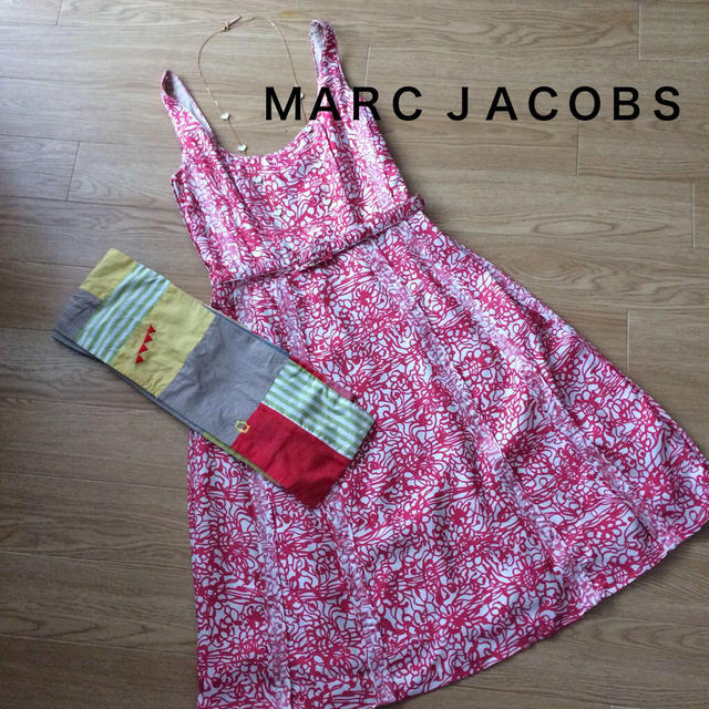 MARC JACOBS(マークジェイコブス)のＭＡＲＣ ＪＡＣＯＢＳ ワンピ レディースのワンピース(ひざ丈ワンピース)の商品写真