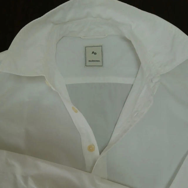 L'Appartement DEUXIEME CLASSE(アパルトモンドゥーズィエムクラス)のKICS DOCUMENホワイトシャツ☆美品 レディースのトップス(シャツ/ブラウス(長袖/七分))の商品写真
