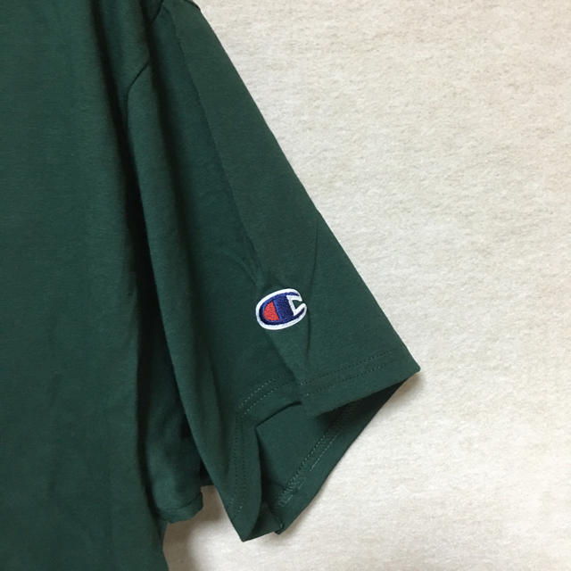 Champion(チャンピオン)の新品 Champion 半袖Tシャツ ダークグリーン L メンズのトップス(Tシャツ/カットソー(半袖/袖なし))の商品写真