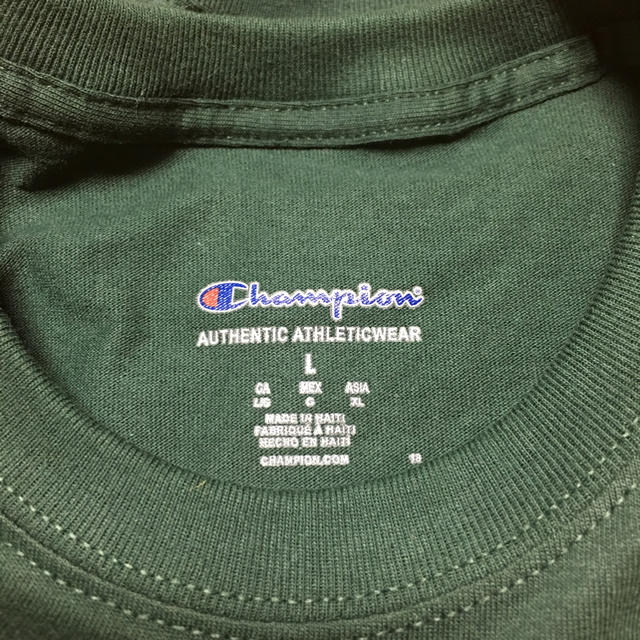 Champion(チャンピオン)の新品 Champion 半袖Tシャツ ダークグリーン L メンズのトップス(Tシャツ/カットソー(半袖/袖なし))の商品写真