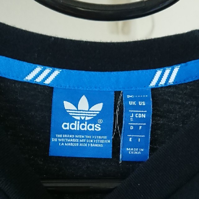 adidas(アディダス)のアディダス tシャツ メンズのトップス(Tシャツ/カットソー(半袖/袖なし))の商品写真