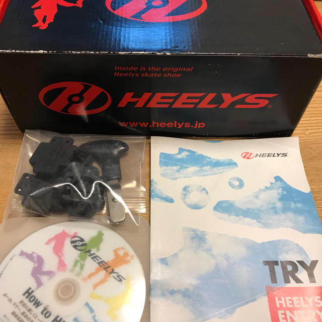 HEELYS(ヒーリーズ)のヒーリーズ HEELYS ローラーシューズ　22cm キッズ/ベビー/マタニティのキッズ靴/シューズ(15cm~)(ローラーシューズ)の商品写真