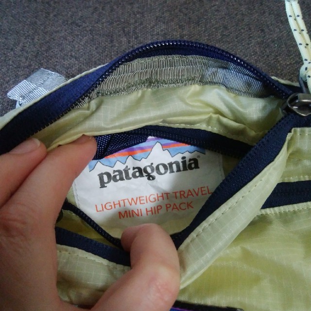 patagonia(パタゴニア)の新品未使用！パタゴニア　ライトウェイトミニヒップバッグ レディースのバッグ(ボディバッグ/ウエストポーチ)の商品写真