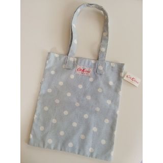 キャスキッドソン(Cath Kidston)のCath Kidston コットン ブックバック くすみ淡ブルー 水玉(トートバッグ)