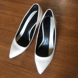 ザラ(ZARA)のパンプス(ハイヒール/パンプス)