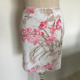 パオラフラーニ(PAOLA FRANI)のパオラフラーニ スカート(ひざ丈スカート)