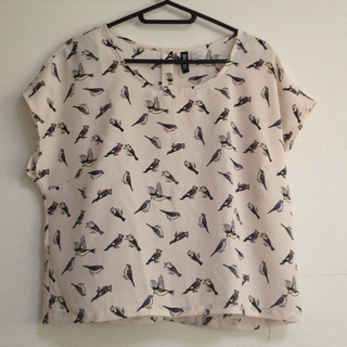 エイチアンドエム(H&M)のH&M   鳥模様トップス(Tシャツ(半袖/袖なし))
