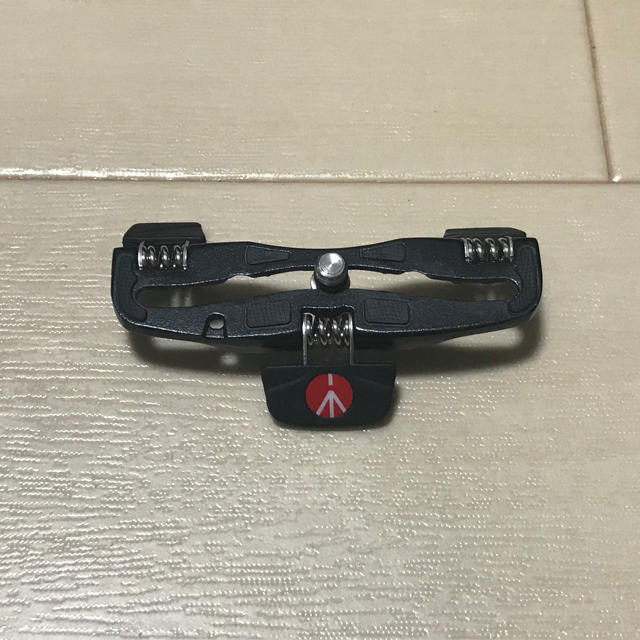 Manfrotto(マンフロット)のManfrotto ポケット三脚 MP1-BK POCKET S スマホ/家電/カメラのカメラ(その他)の商品写真