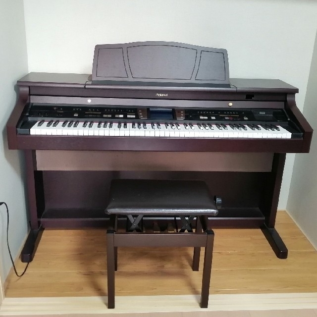 ローランド電子ピアノ　KR-7iR